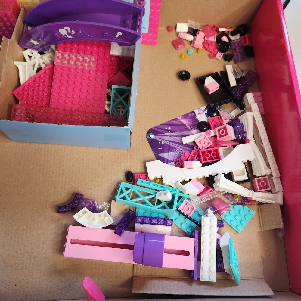 Barbie Mega Bloks Super Star Stage 290 Pcs #80247 2013 Mini Dolls Open Complete - Picture 7 of 9